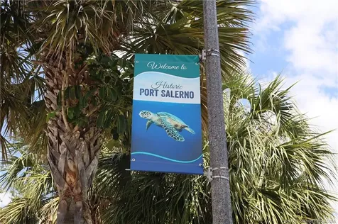 4984 SE Railway Avenue Stuart FL 34997