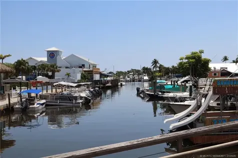 4984 SE Railway Avenue Stuart FL 34997