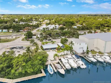 4984 SE Railway Avenue Stuart FL 34997