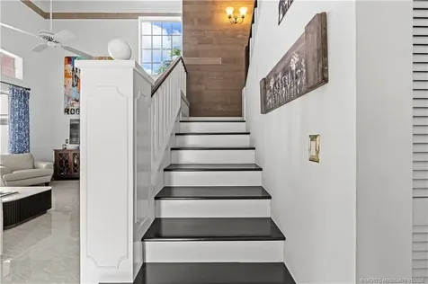 26 Windsor Lane Palm Beach Gardens FL 33418