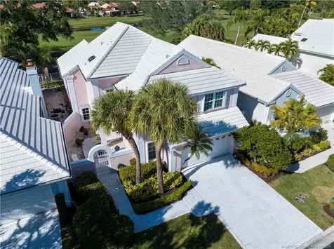 26 Windsor Lane Palm Beach Gardens FL 33418