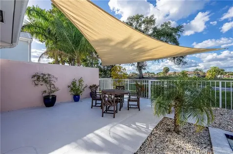 26 Windsor Lane Palm Beach Gardens FL 33418