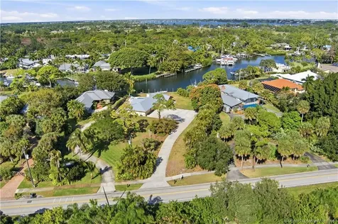 2819 SE Saint Lucie Boulevard Stuart FL 34997