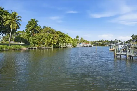 2819 SE Saint Lucie Boulevard Stuart FL 34997