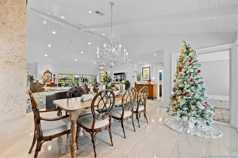 6266 SE Oakmont Place Stuart FL 34997