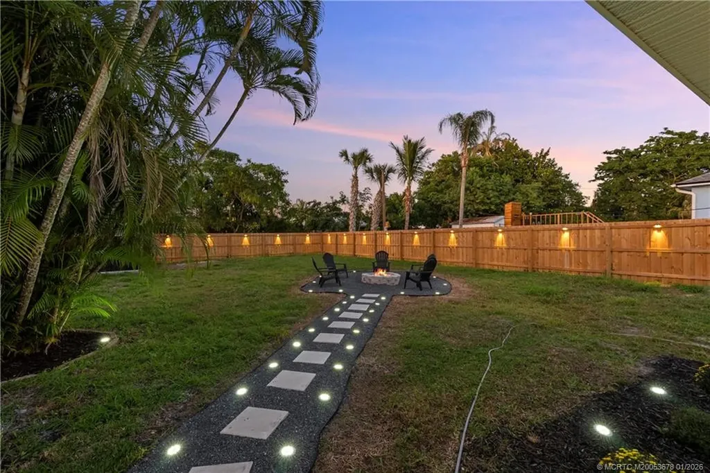 3023 SE Banyan Street Stuart FL 34997