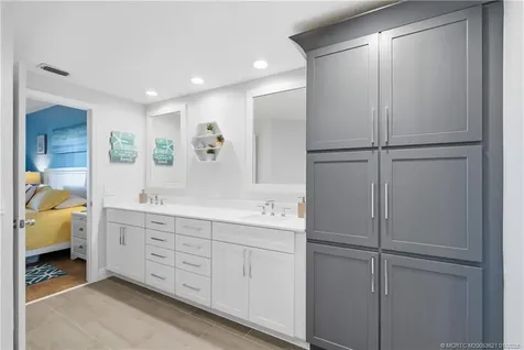 391 NE Plantation Road Stuart FL 34996