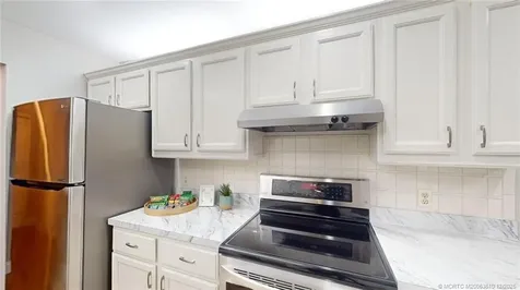 2881 SE Nance Street Port St Lucie FL 34984