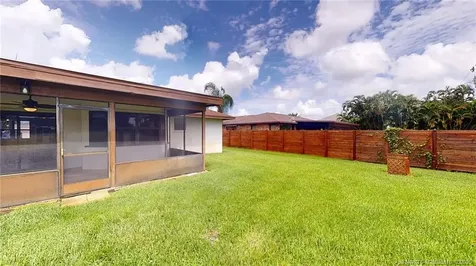 2881 SE Nance Street Port St Lucie FL 34984