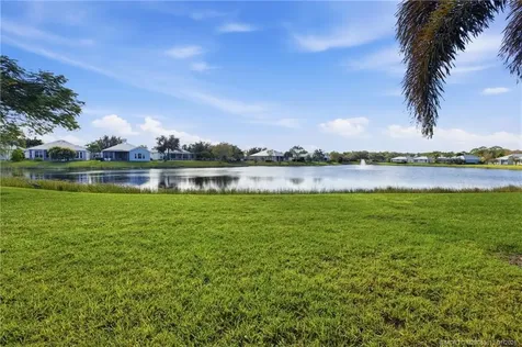 543 NE Canoe Park Circle Port St Lucie FL 34983