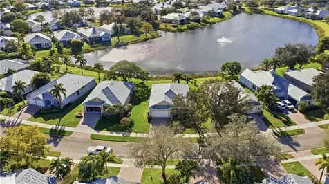 543 NE Canoe Park Circle Port St Lucie FL 34983