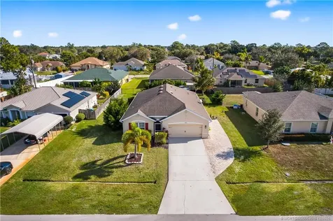 1825 SW Davis Street Port St Lucie FL 34953