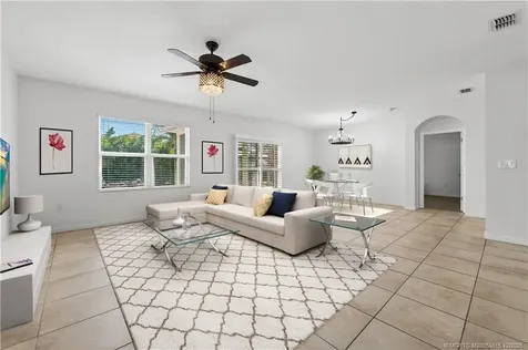 1825 SW Davis Street Port St Lucie FL 34953