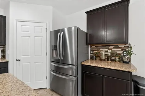 1825 SW Davis Street Port St Lucie FL 34953