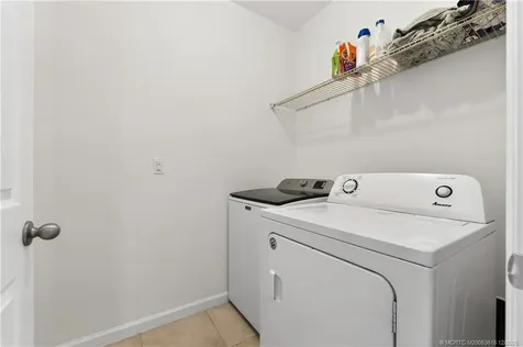 1825 SW Davis Street Port St Lucie FL 34953