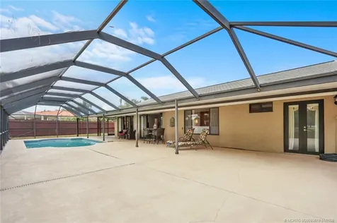 3060 SE Darien Road Port St Lucie FL 34952