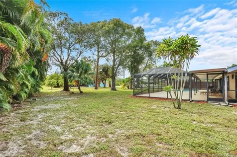3060 SE Darien Road Port St Lucie FL 34952