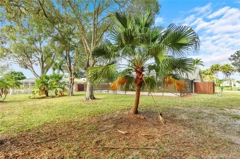 3060 SE Darien Road Port St Lucie FL 34952