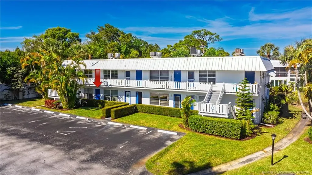 2929 SE Ocean Boulevard Stuart FL 34996