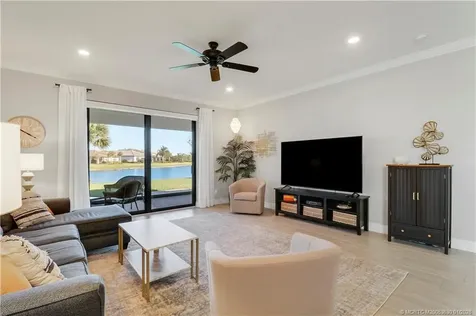 715 SE Boboli Way Port St Lucie FL 34984