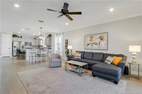 715 SE Boboli Way Port St Lucie FL 34984