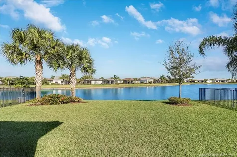 715 SE Boboli Way Port St Lucie FL 34984