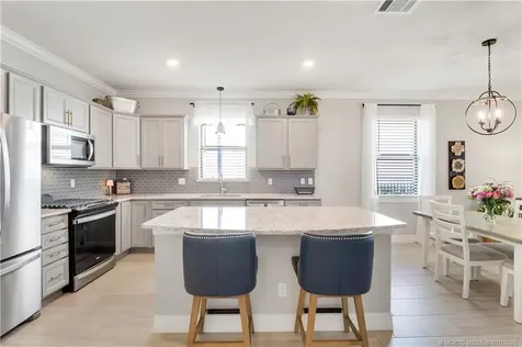 715 SE Boboli Way Port St Lucie FL 34984