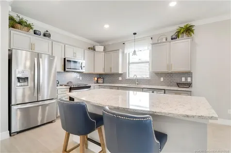 715 SE Boboli Way Port St Lucie FL 34984