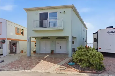 255 Nettles Boulevard Jensen Beach FL 34957