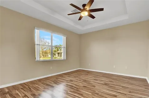 873 SW Rocky Bayou Terrace Port St Lucie FL 34986