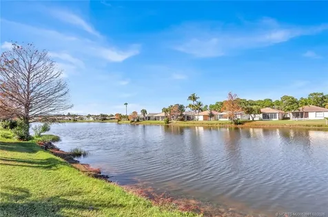 873 SW Rocky Bayou Terrace Port St Lucie FL 34986