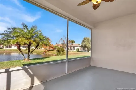 873 SW Rocky Bayou Terrace Port St Lucie FL 34986