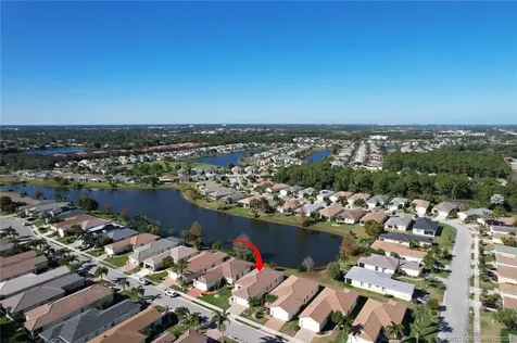 873 SW Rocky Bayou Terrace Port St Lucie FL 34986