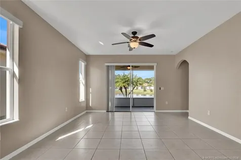 873 SW Rocky Bayou Terrace Port St Lucie FL 34986