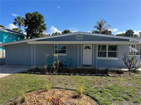 2172 NE Pelican Terrace Jensen Beach FL 34957