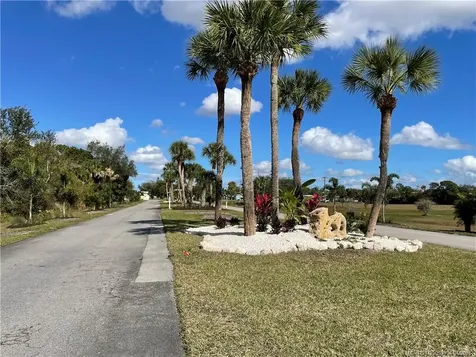 16345 SW Indianwood Circle Indiantown FL 34956