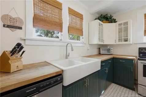 127 M L King Avenue St Augustine FL 32084