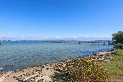 94 N Sewalls Point Road Stuart FL 34996