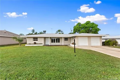 208 Riomar Drive Port St Lucie FL 34952