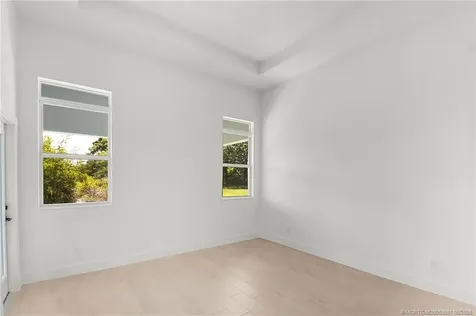 179 SE Via Tirso Port St Lucie FL 34952