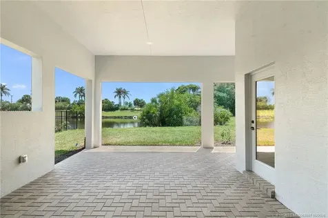 179 SE Via Tirso Port St Lucie FL 34952