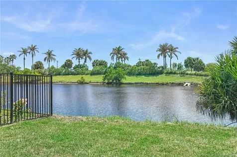 179 SE Via Tirso Port St Lucie FL 34952