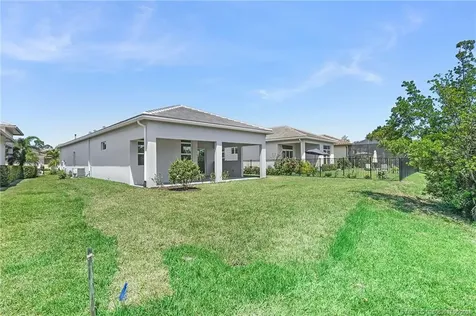 179 SE Via Tirso Port St Lucie FL 34952