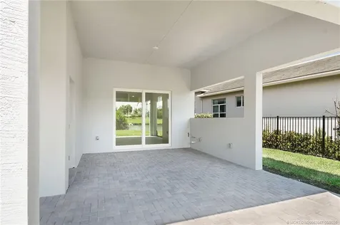 179 SE Via Tirso Port St Lucie FL 34952
