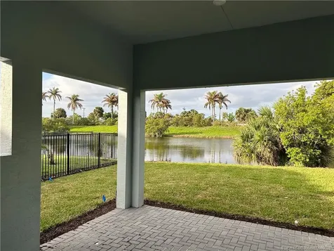 179 SE Via Tirso Port St Lucie FL 34952