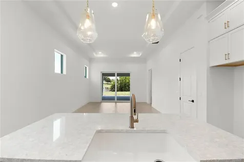 179 SE Via Tirso Port St Lucie FL 34952