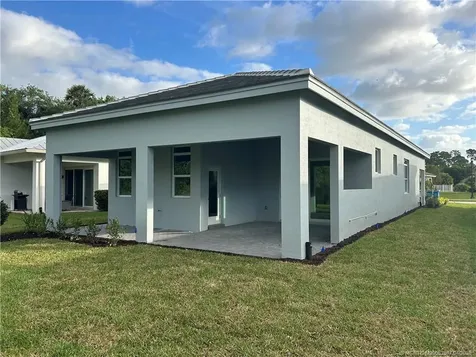 179 SE Via Tirso Port St Lucie FL 34952