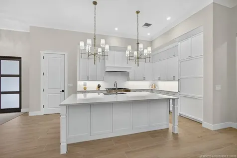 7748 SE Manhasset Place Hobe Sound FL 33455