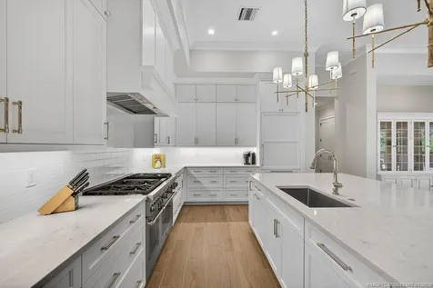 7748 SE Manhasset Place Hobe Sound FL 33455