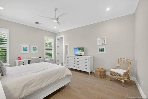 7748 SE Manhasset Place Hobe Sound FL 33455